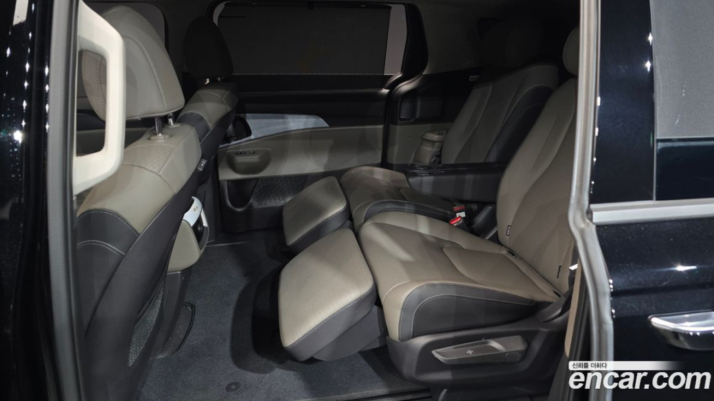 Kia Carnival 7-Seater Noblesse, 2025