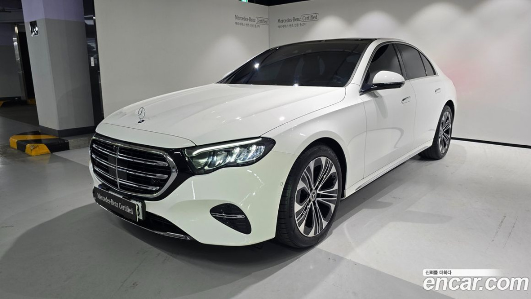 Mercedes-Benz E-Class E220d 4MATIC Exclusive, 2024