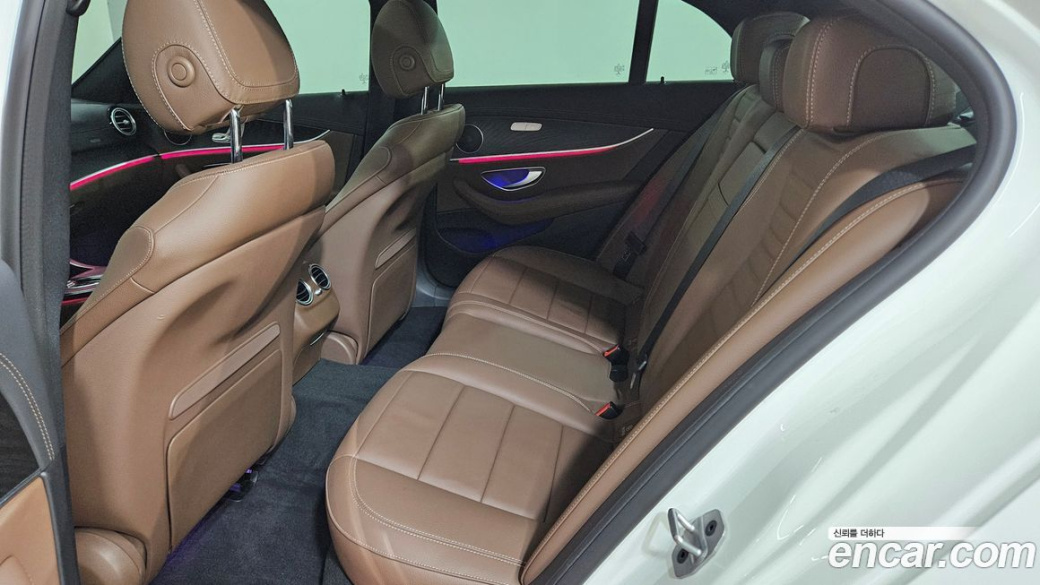 Mercedes-Benz E-Class E250 AMG Line, 2023