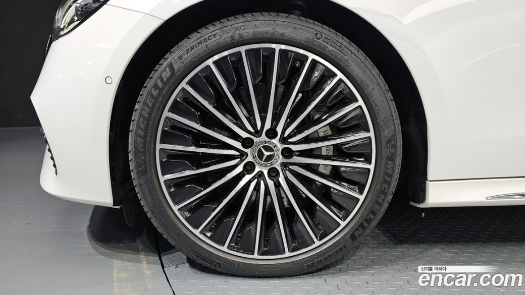 Mercedes-Benz E-Class E450 4MATIC Exclusive, 2024