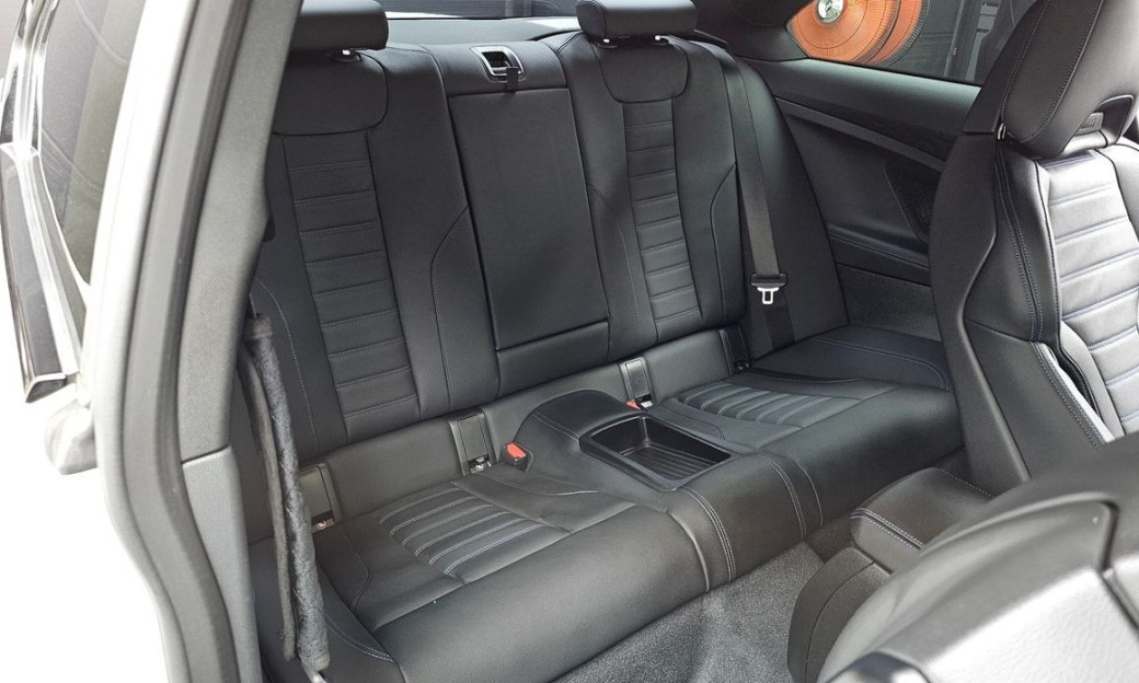 BMW 2-Series M240i xDrive Coupe, 2024