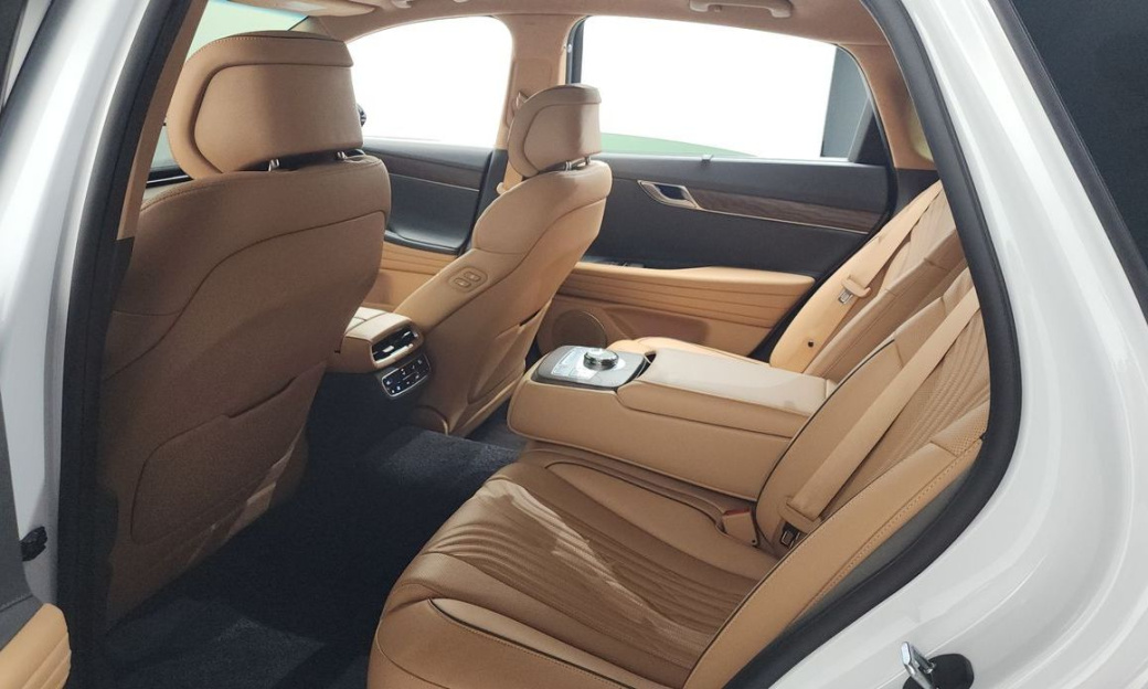 Genesis G80 Gasoline 2.5 Turbo AWD, 2024