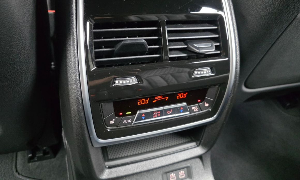 BMW X7 M60i xDrive M sport 6STR, 2025
