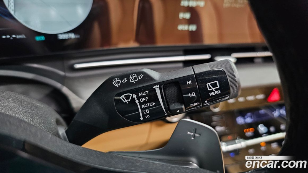 Kia Carnival 7-Seater Signature, 2023