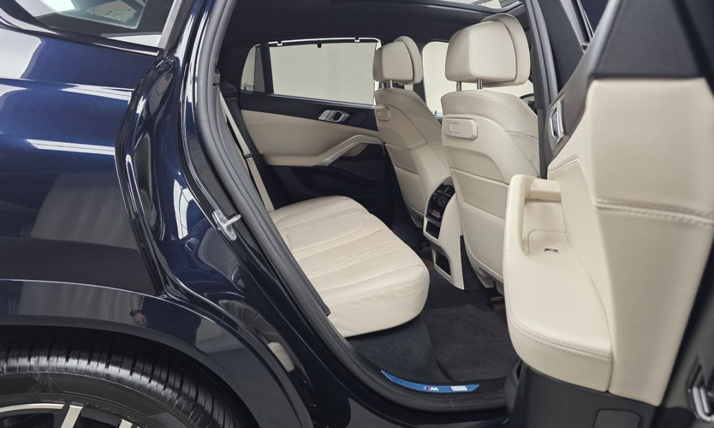 BMW X6 xDrive40i M Sport, 2025