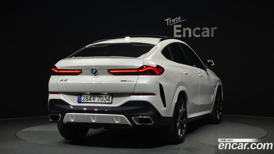 BMW X6 xDrive30d M Sport, 2024