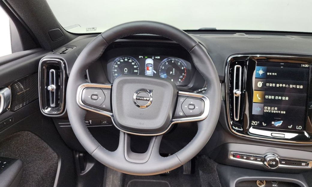 Volvo XC40 B4 Inscription, 2022