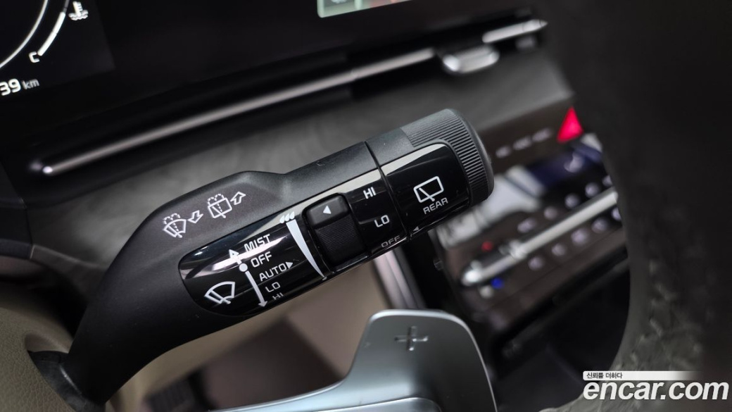Kia Carnival 9-Seater Signature, 2022