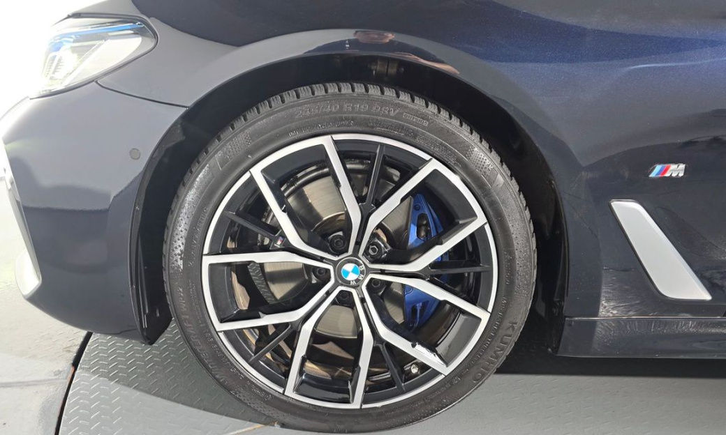 BMW 5-Series 530i M Sport Package, 2023