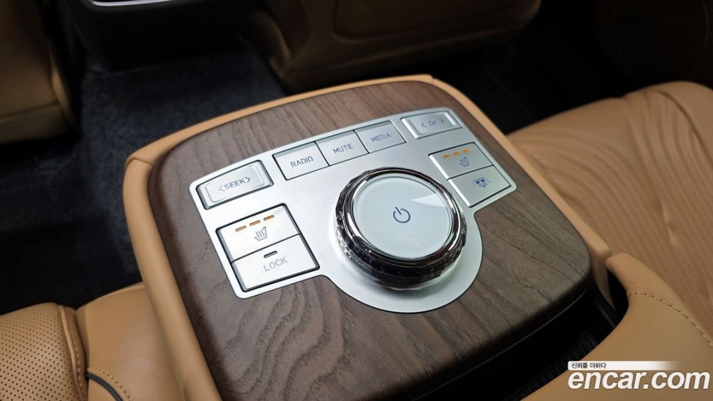 Genesis G80 Gasoline 2.5 Turbo AWD, 2024