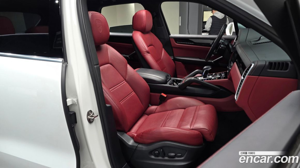 Porsche Cayenne 3.0, 2023