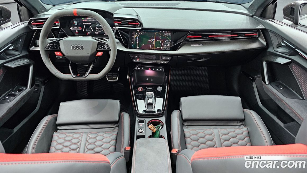 Audi RS3 2.5 TFSI Quattro, 2025
