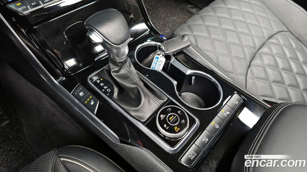 Kia Mohave Diesel 3.0 4WD 5-Seater, 2022