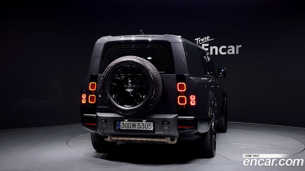 Land Rover Defender 130 P400 Outbound, 2024