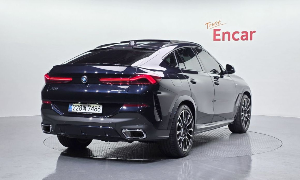 BMW X6 xDrive40i M Sport, 2025