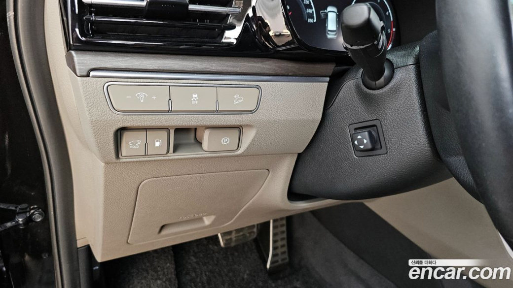 Kia Mohave Diesel 3.0 4WD 5-Seater, 2022