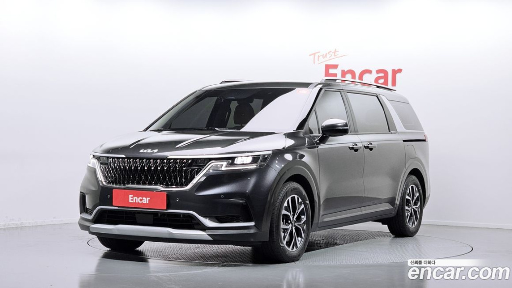 Kia Carnival 9-Seater Prestige, 2023