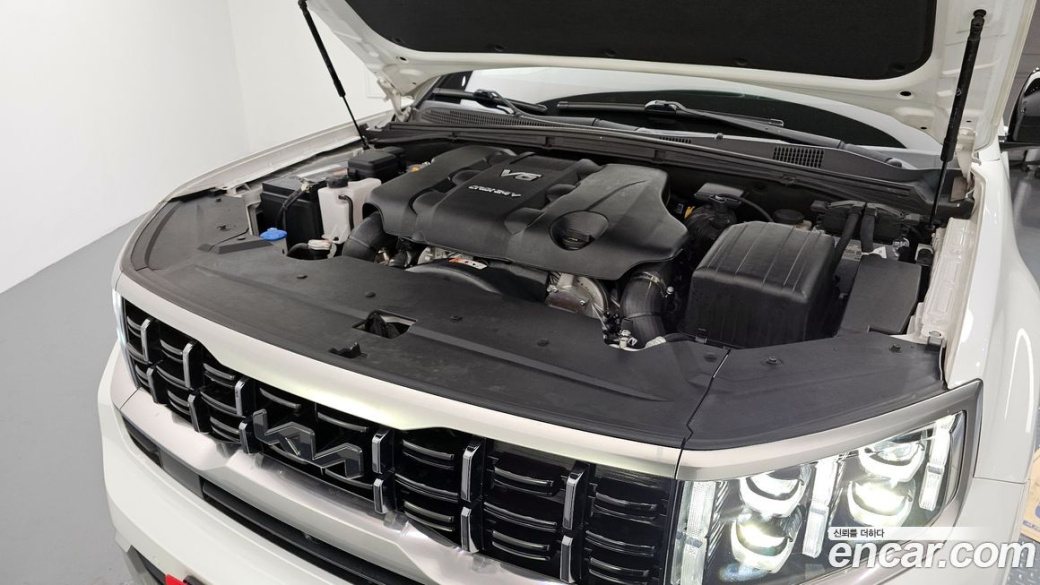 Kia Mohave Diesel 3.0 4WD 7-Seater, 2022