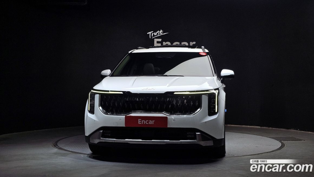 Kia Carnival 9-Seater Signature, 2025