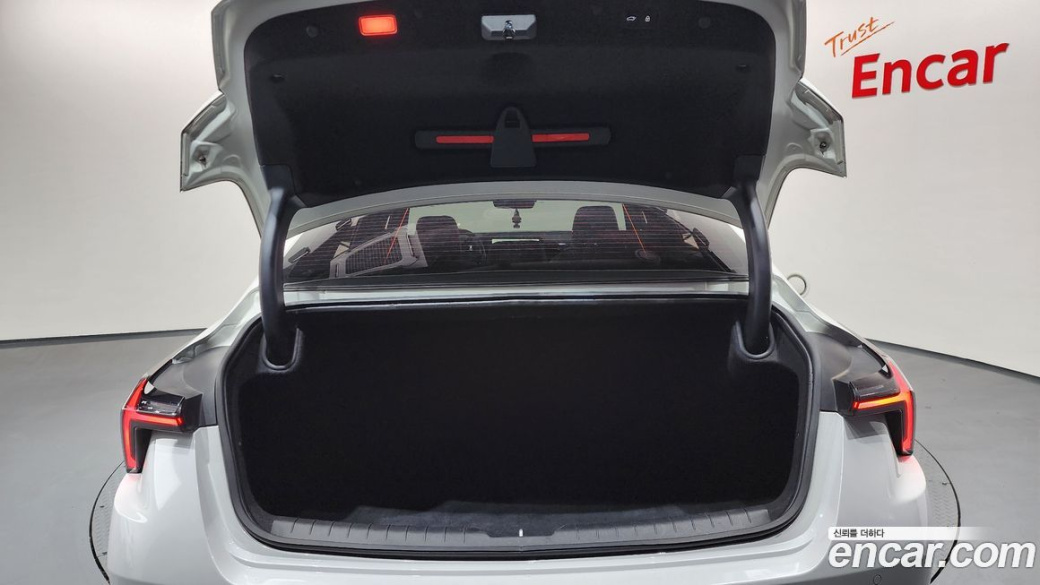 Kia K8 2.5 Gasoline 2WD, 2025
