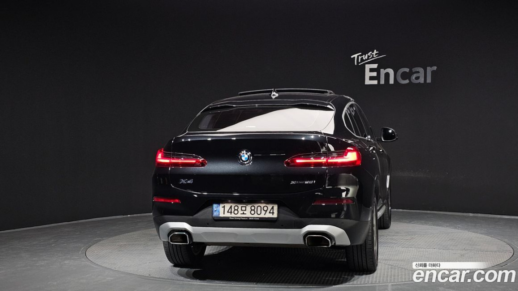 BMW X4 xDrive20i xLine, 2022