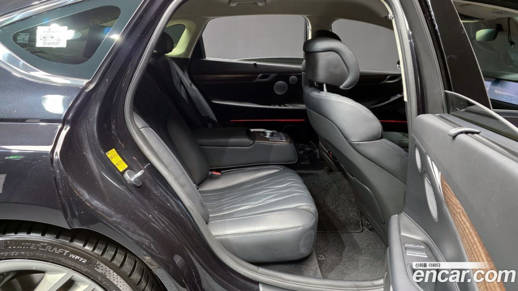 Genesis G80 Gasoline 2.5 Turbo AWD, 2025
