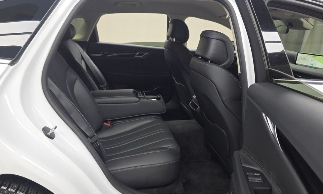 Genesis G80 Gasoline 2.5 Turbo AWD, 2024