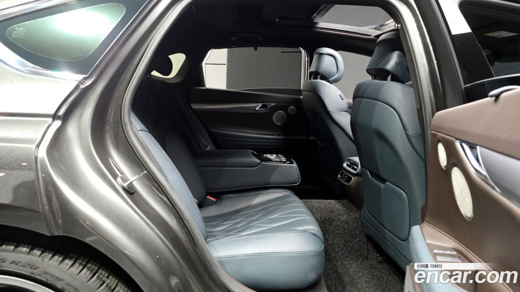 Genesis G80 Gasoline 2.5 Turbo AWD, 2022