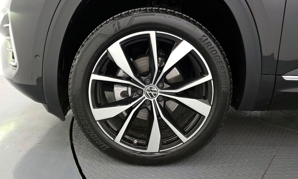 Volkswagen Atlas 2.0 TSI R-LINE 6-Seater, 2025