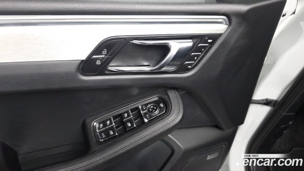 Porsche Macan 2.9 S, 2022