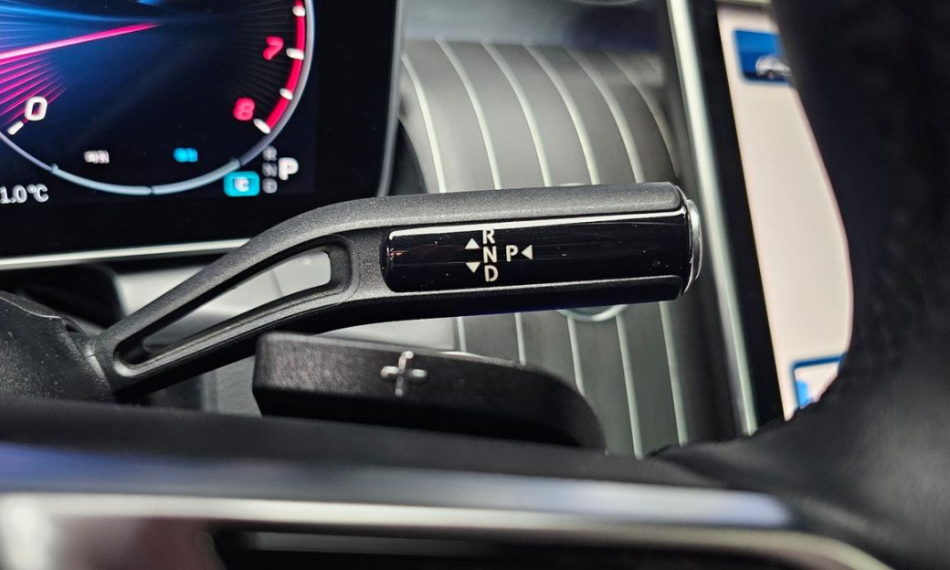 Mercedes-Benz GLC-Class GLC300 4MATIC Avnatgarde Coupe, 2025