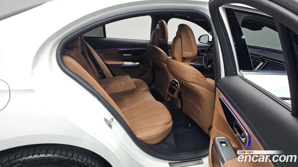 Mercedes-Benz E-Class E220d 4MATIC Exclusive, 2024