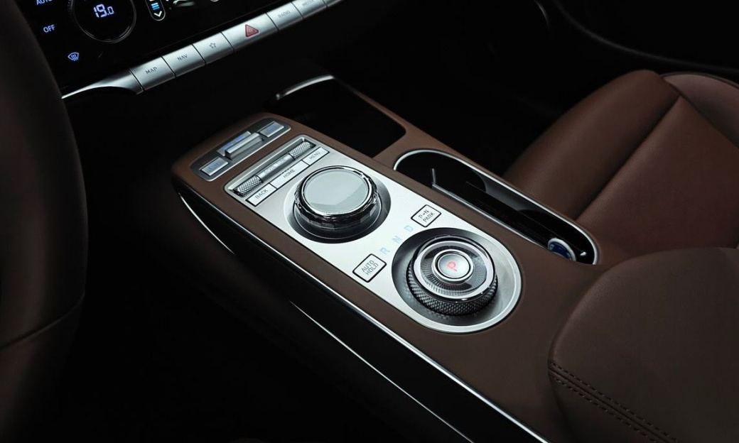 Genesis GV70 2.5T Gasoline 2WD, 2024