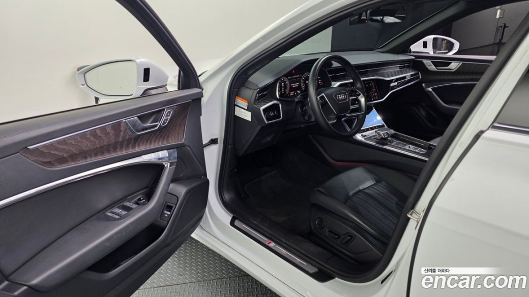 Audi A6 45 TFSI Quattro Premium, 2023