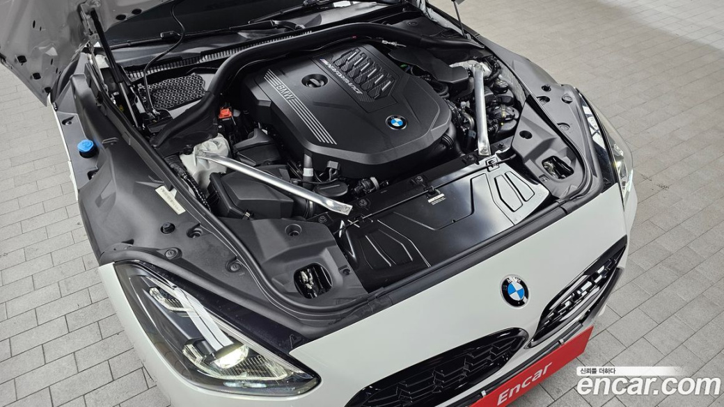 BMW Z4 M40i, 2025
