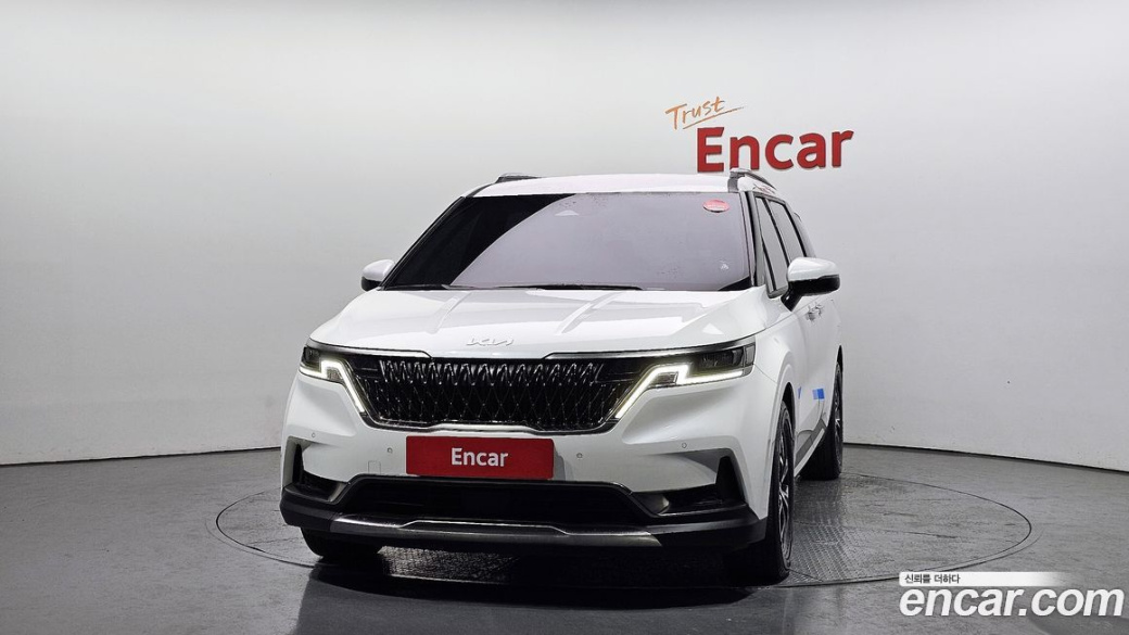 Kia Carnival 9-Seater Noblesse, 2023