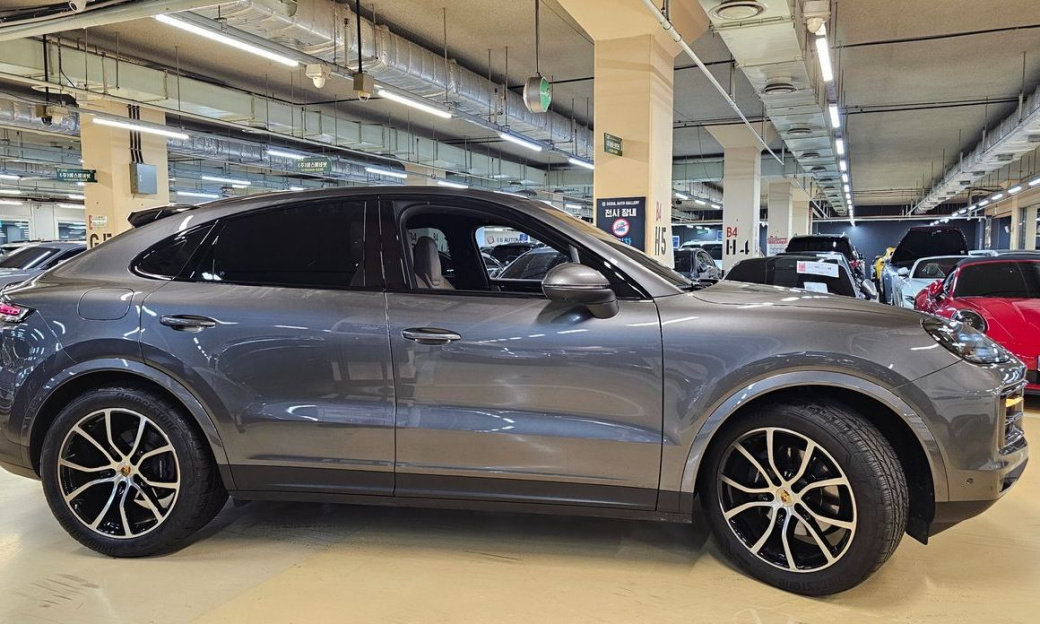 Porsche Cayenne 3.0 Coupe, 2024
