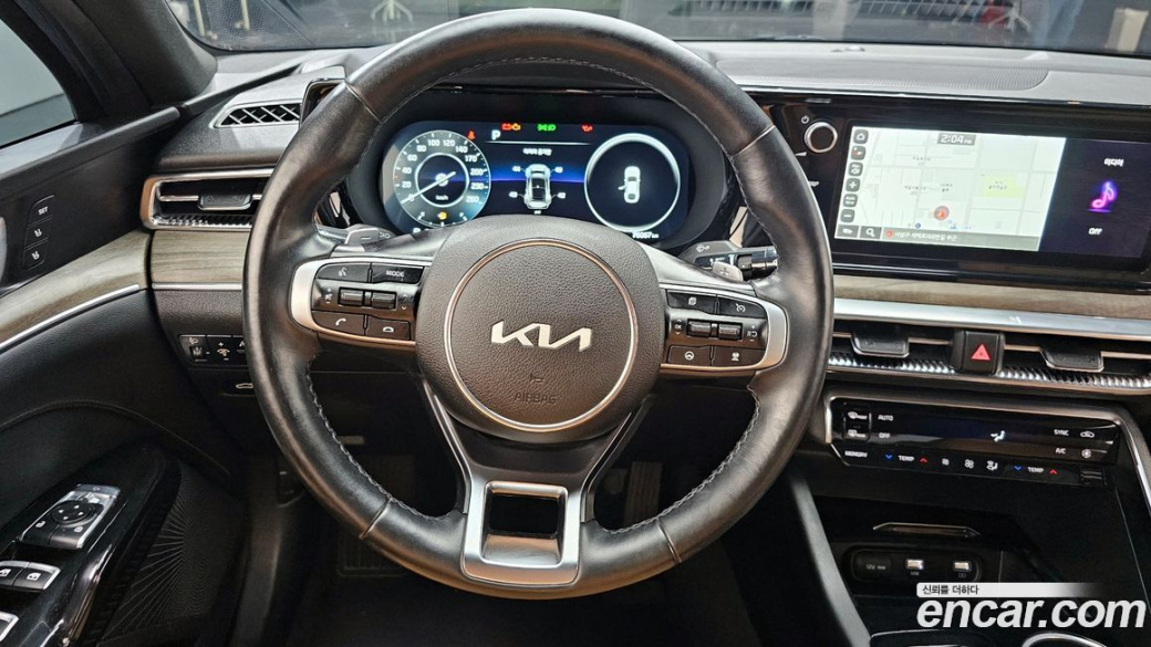 Kia K5 2.0, 2022
