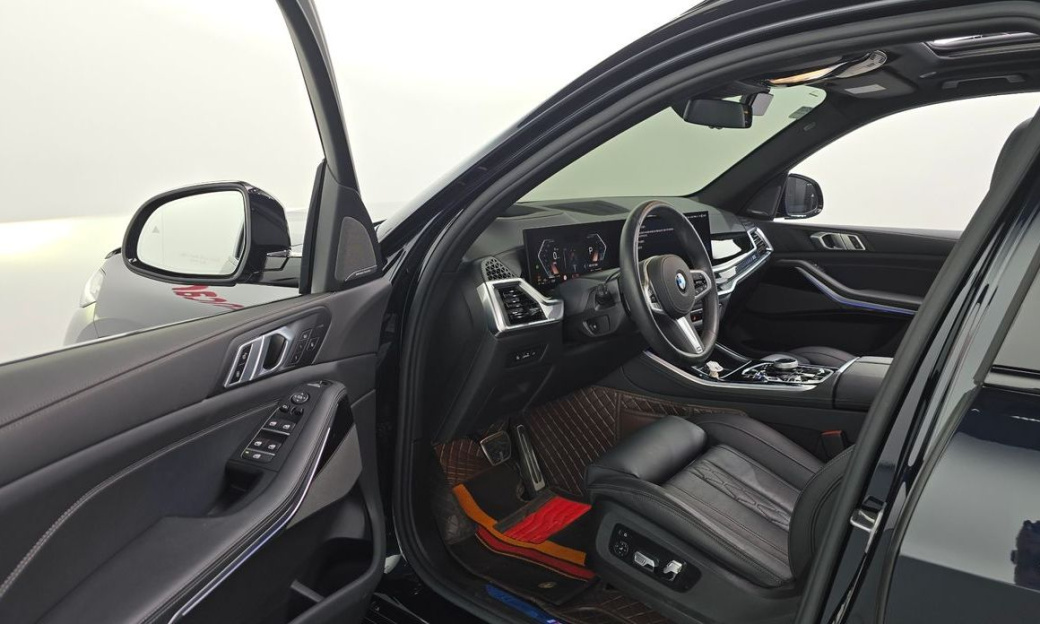 BMW X5 xDrive 40i M Sport, 2025