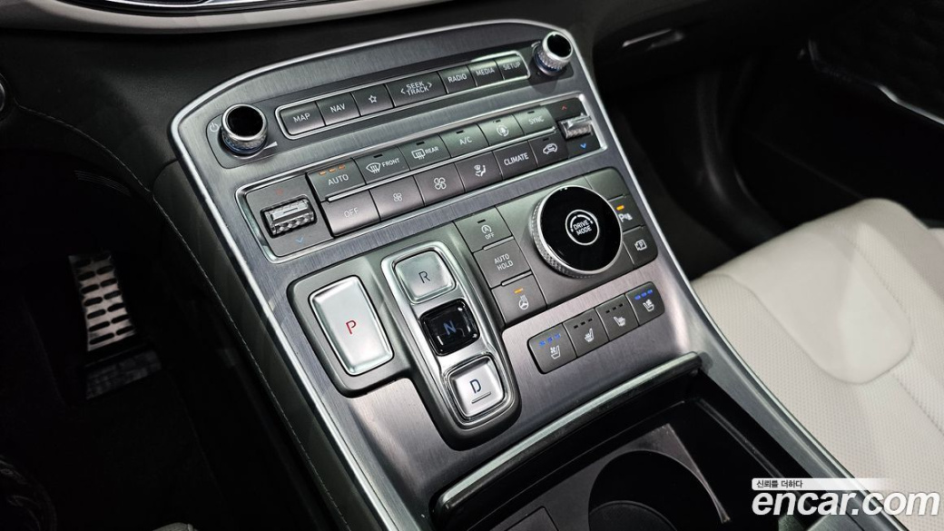 Hyundai Santafe Diesel 2.2 2WD, 2021