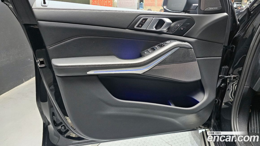 BMW X5 xDrive 40i xLine, 2024
