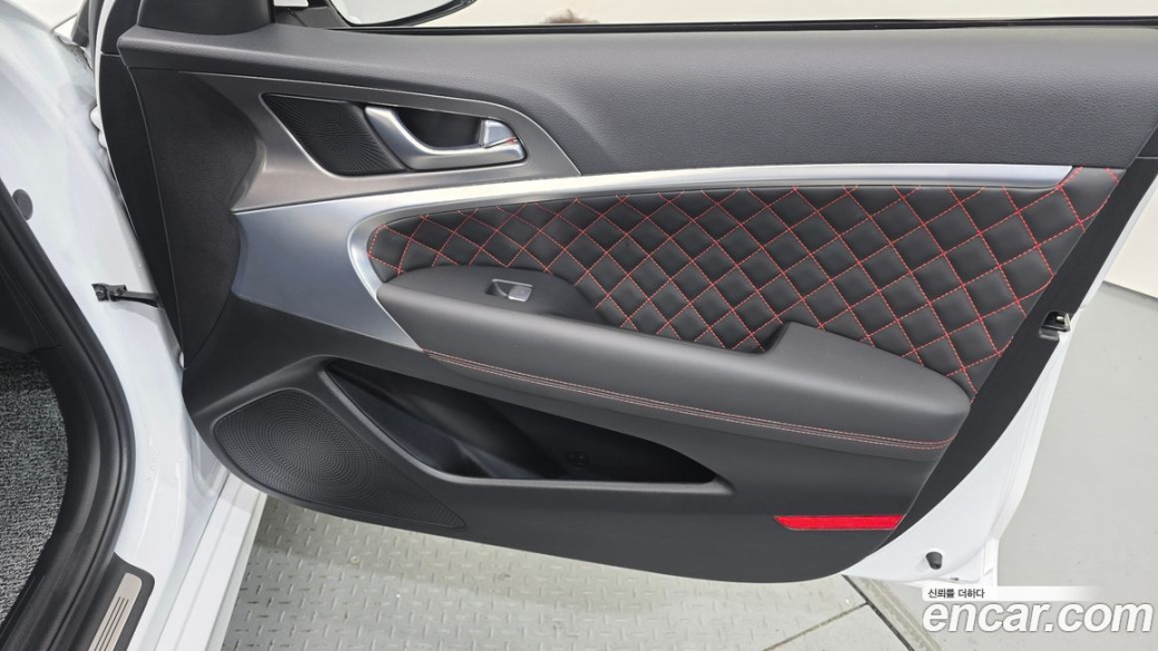 Genesis G70 Gasoline 2.5T 4WD, 2024