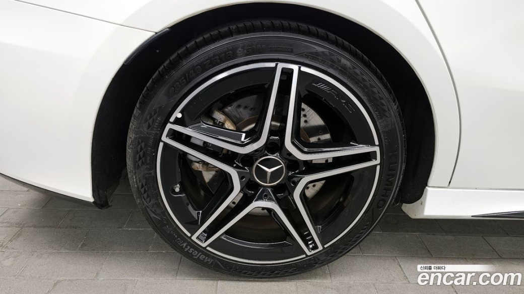 Mercedes-Benz A-Class AMG A35 4MATIC Sedan, 2022