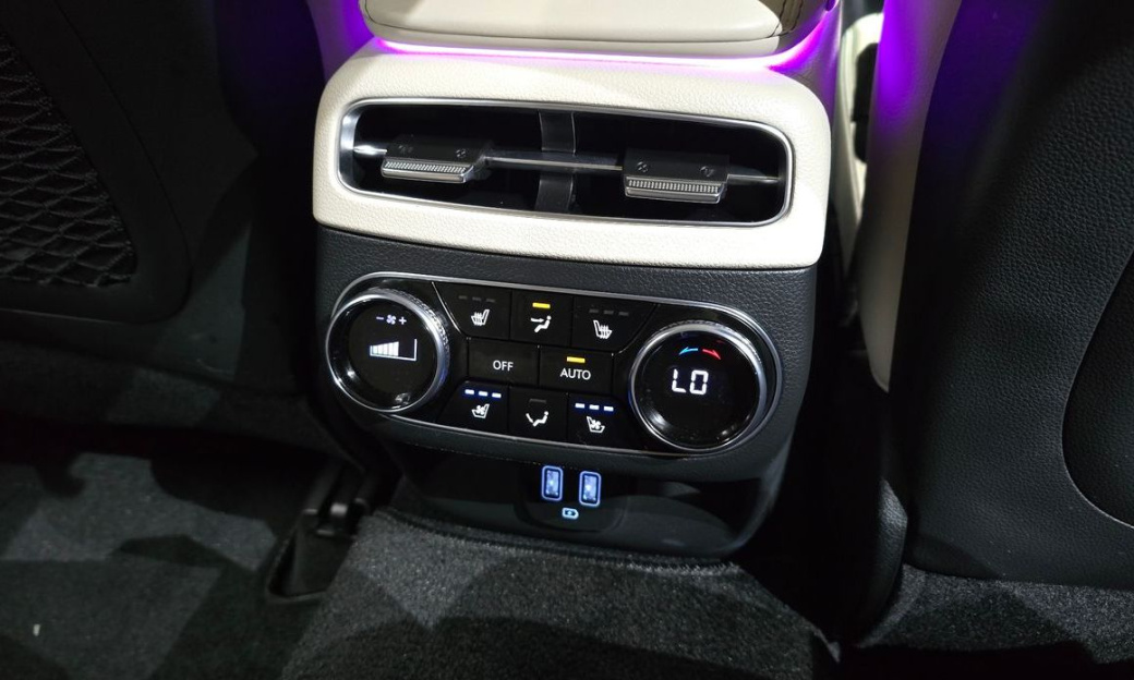 Genesis GV70 2.5T Gasoline AWD, 2024