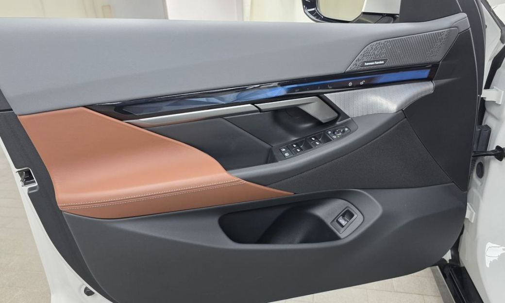 BMW 5-Series 530i xDrive M Sport, 2024