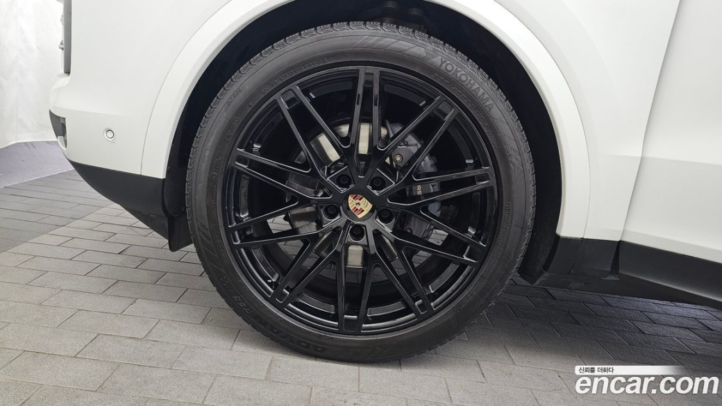 Porsche Cayenne 3.0 Coupe, 2024