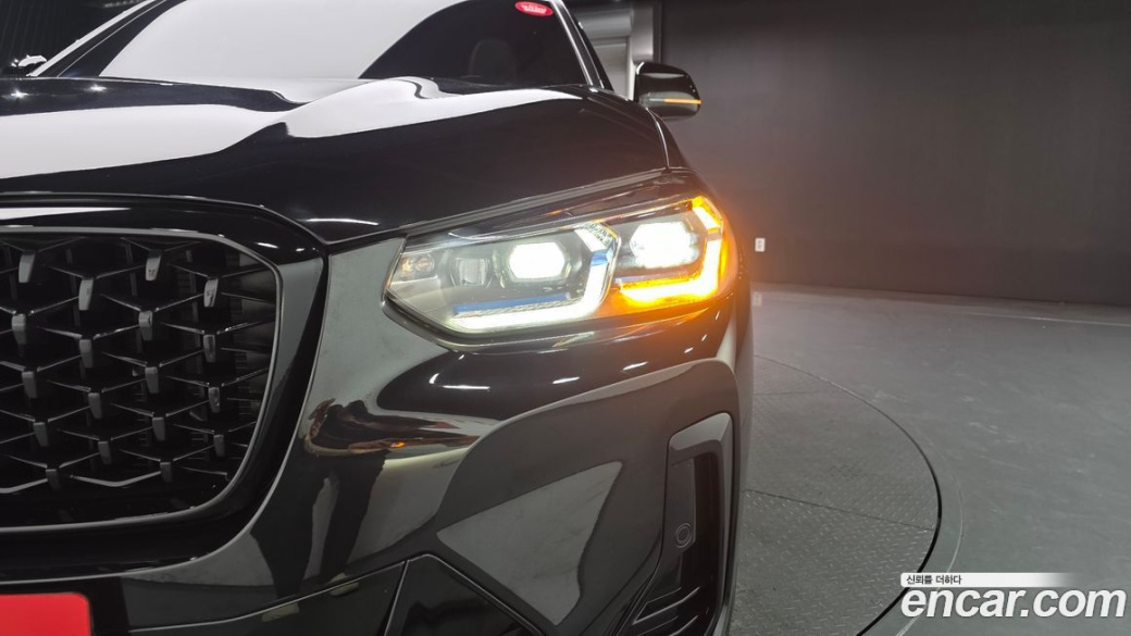 BMW X4 xDrive20i M Sports Pro, 2024