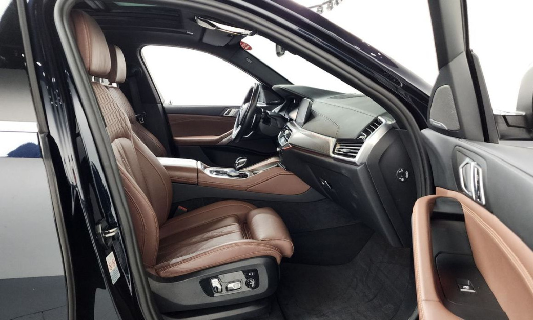 BMW X6 xDrive40i M Sport, 2023