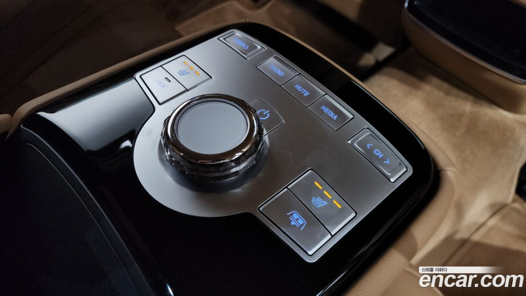 Genesis G80 Gasoline 2.5 Turbo 2WD, 2025