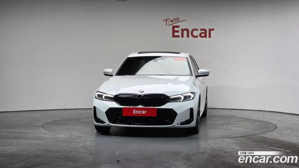 BMW 3-Series 320i M Sport, 2024